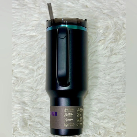 STANLEY THE BLACK CHROMA QUENCHER H2.0 FLOWSTATE TUMBLER | 40 OZ - Picture 9 of 16